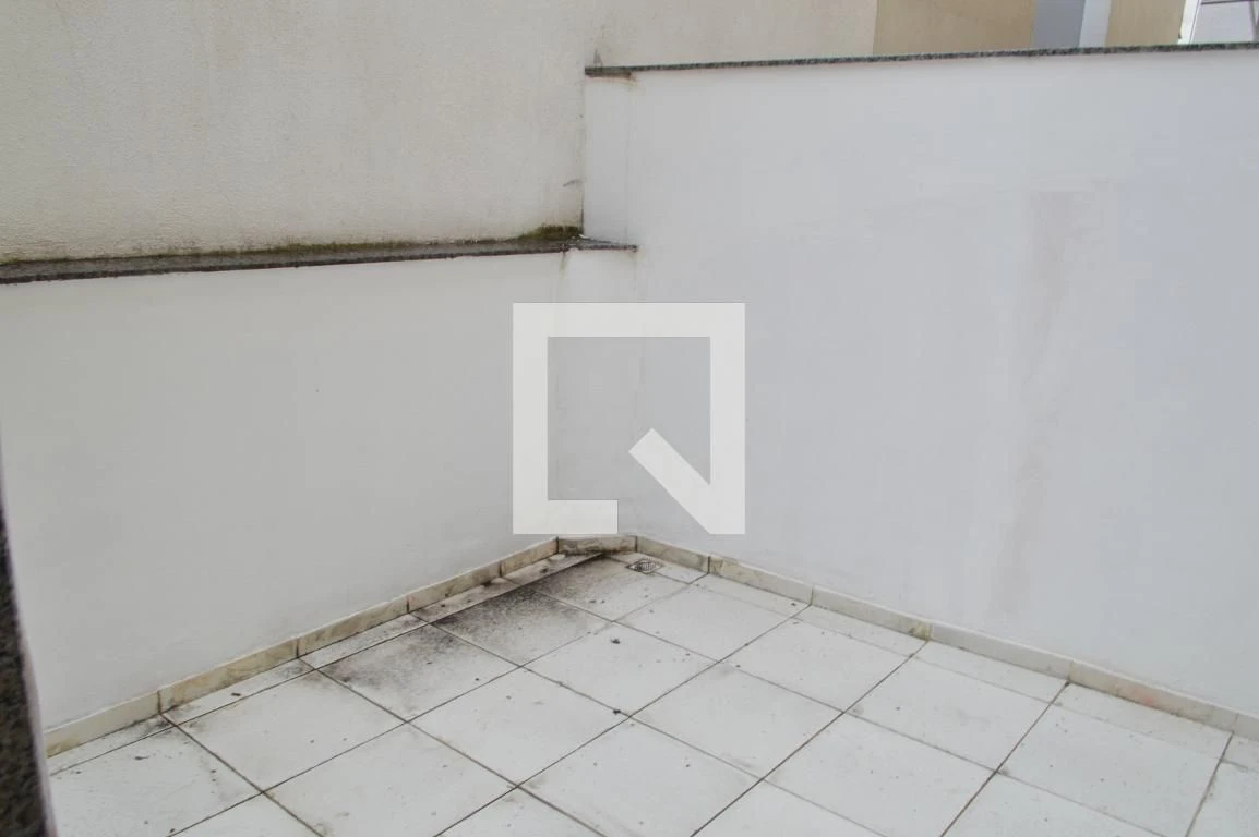 Casa de 3 dormitorios con balcón y jardín privado — photo 26