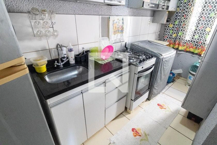 Apartamento mobiliado de 2 quartos em condomínio com piscina — photo 11