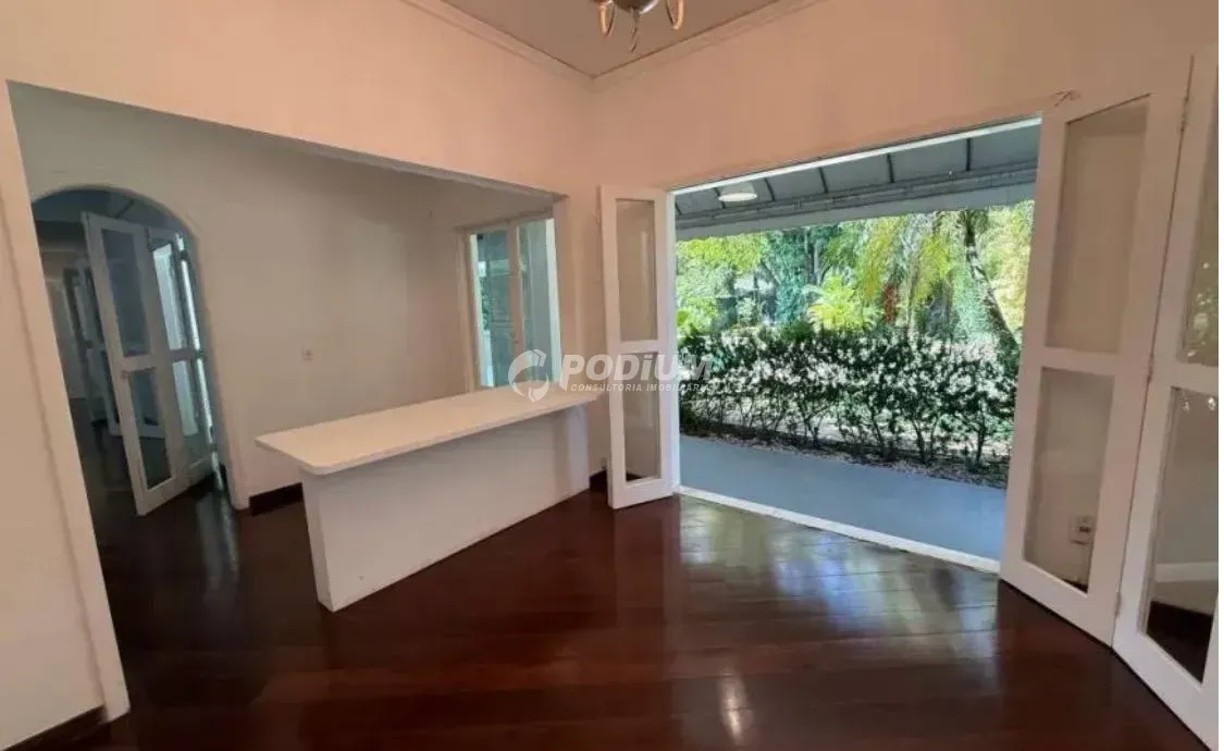 Casa com 5 quartos e 5 suítes, com 3 vagas — photo 12