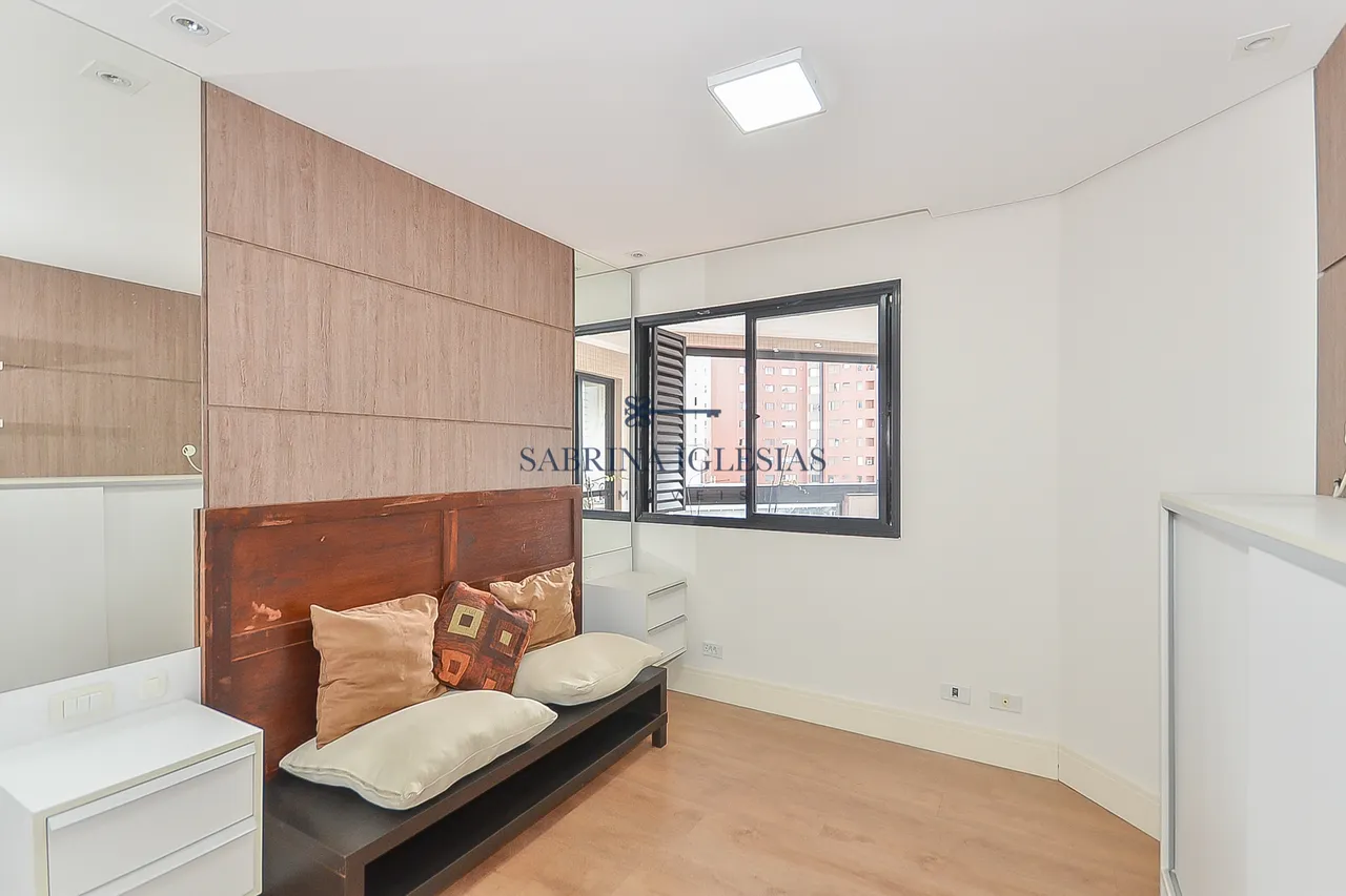 Apartamento de 3 dormitorios con balcón cerrado (117 m²) — photo 10