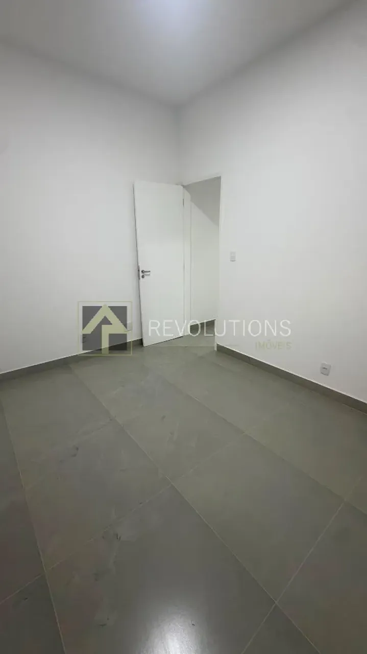 2-bedroom apartment with separate kitchen and 2 bathrooms — photo 9