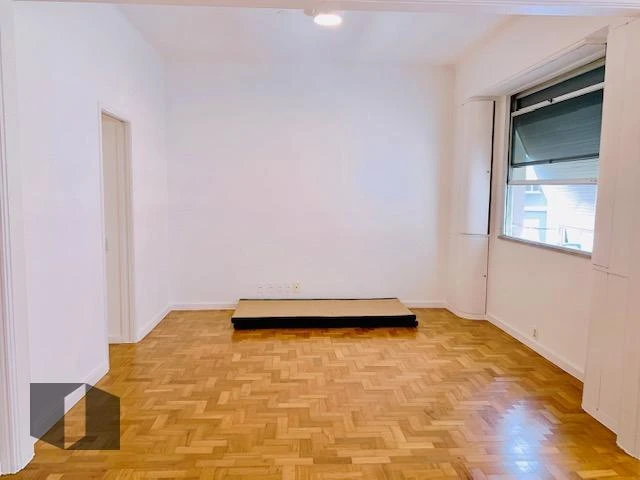 Apartamento com piso de madeira ou laminado, Copacabana — photo 8