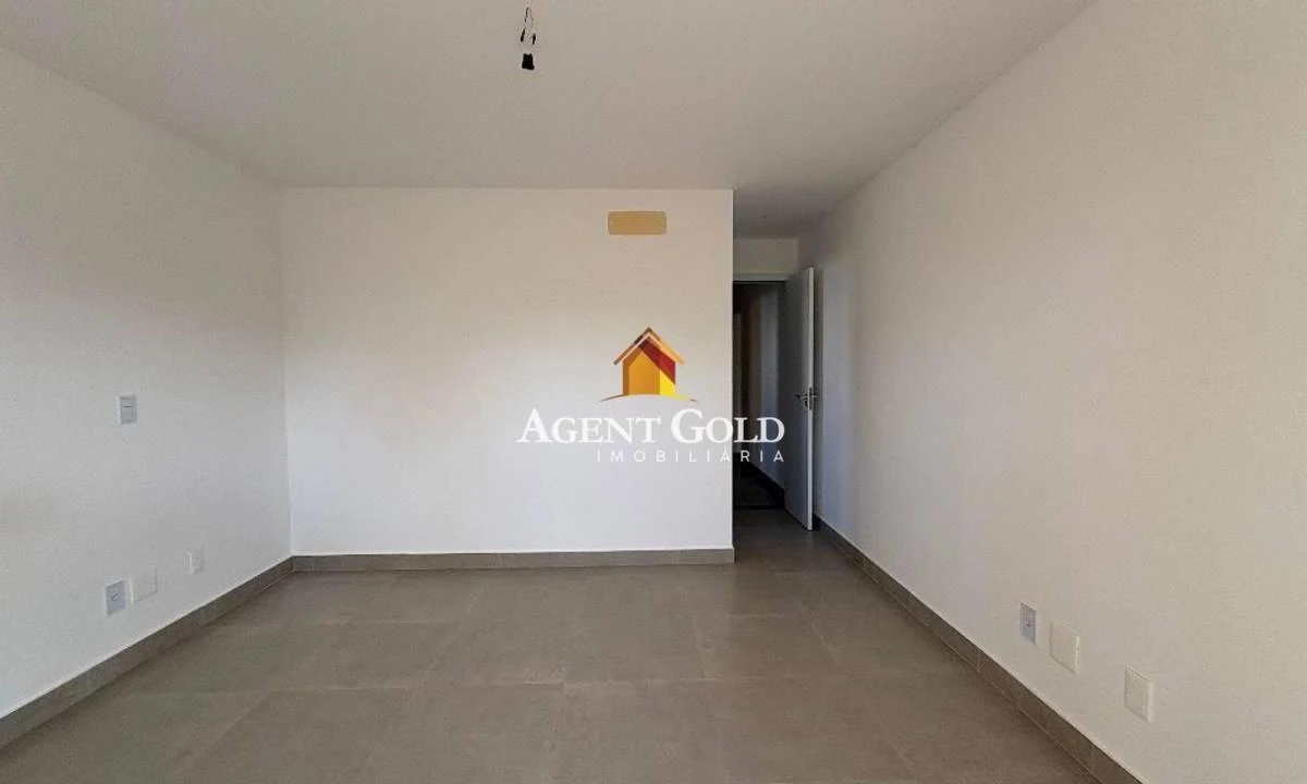 3-bedroom apartment, 1 with its own bathroom, 127 m² — photo 10