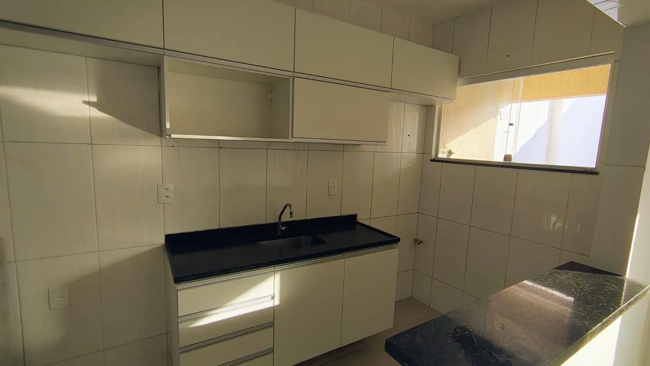 Semi-detached house with 3 bedrooms and 1 parking spot — photo 2