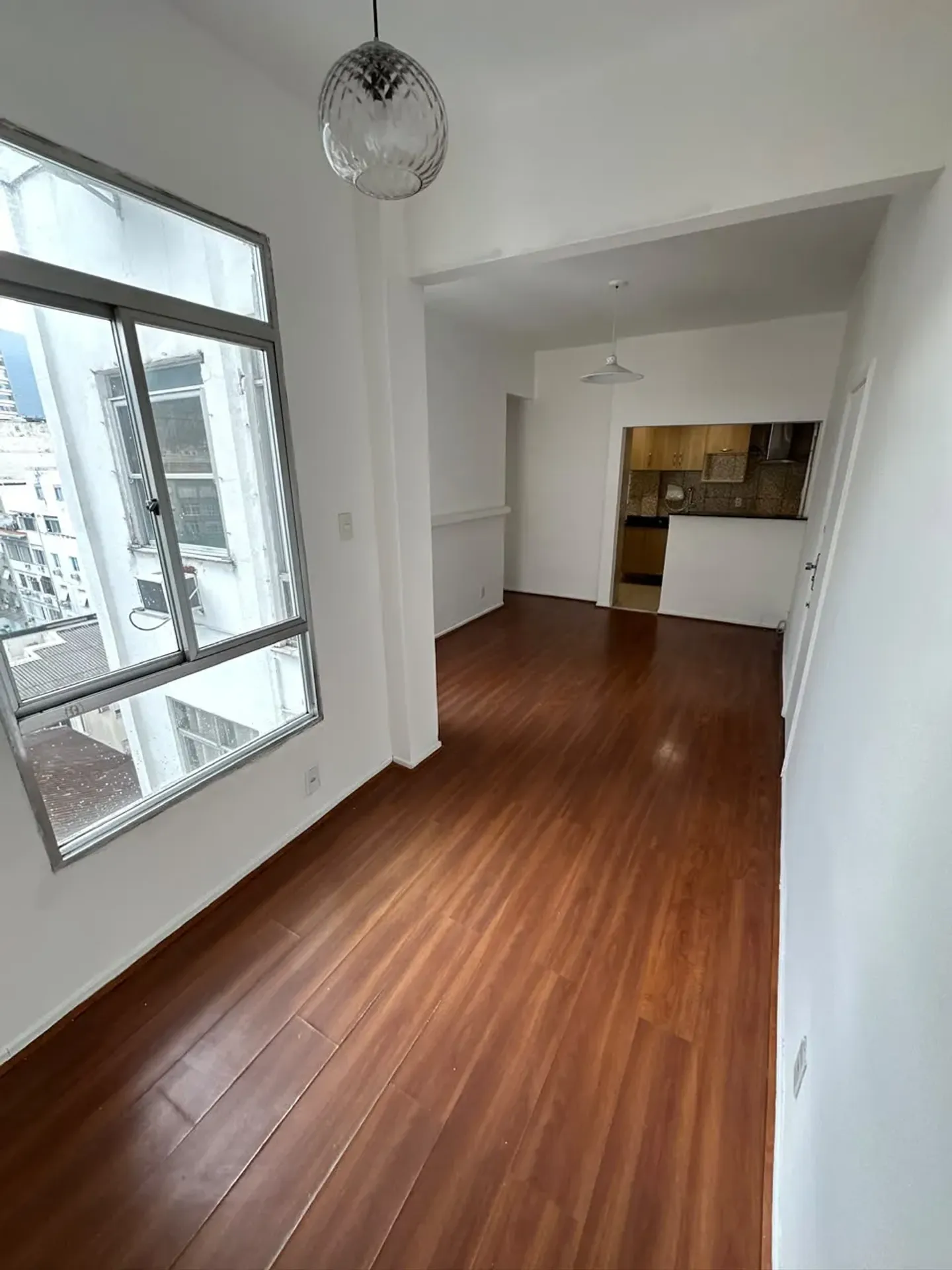 Wood or laminate floors in a 2-bedroom apartment, 72 m² — photo 16