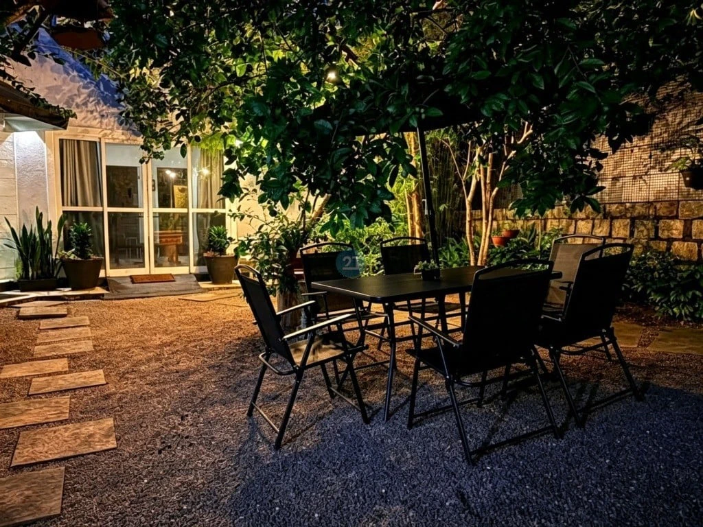 Casa mobiliada de 200 m² com 4 quartos e jardim — photo 5