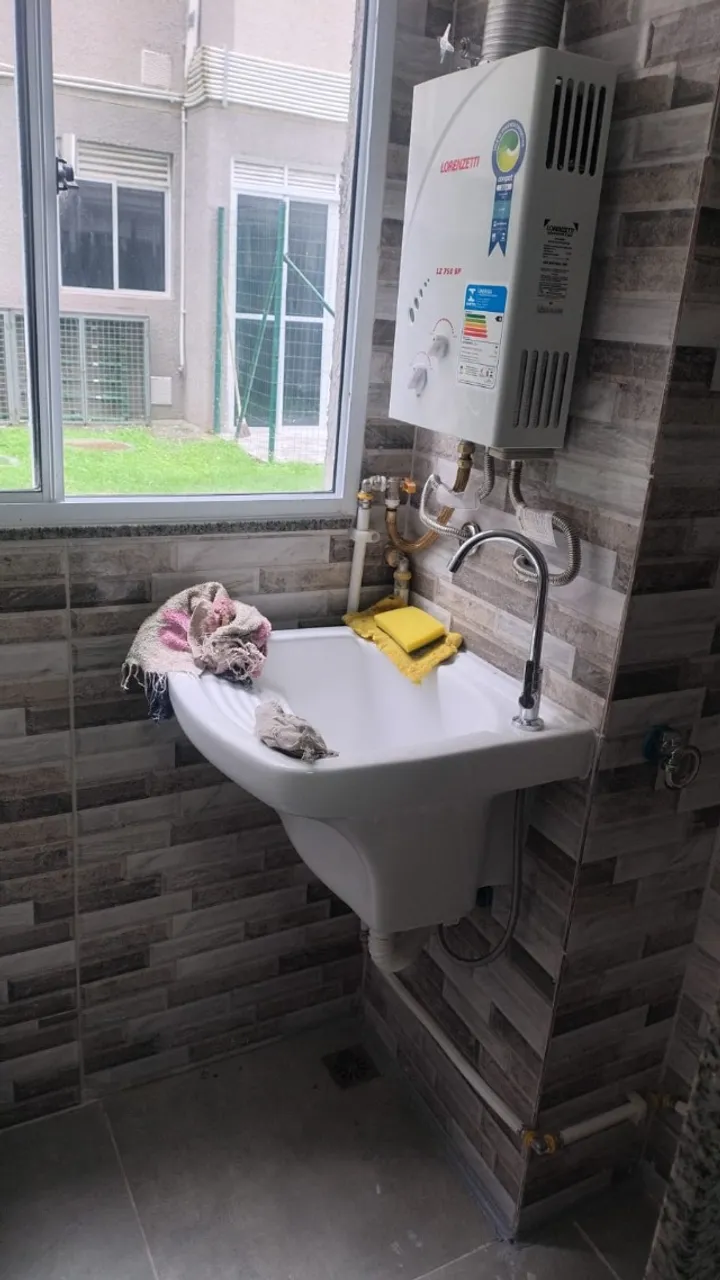 2-bedroom apartment in a building with a pool — photo 4
