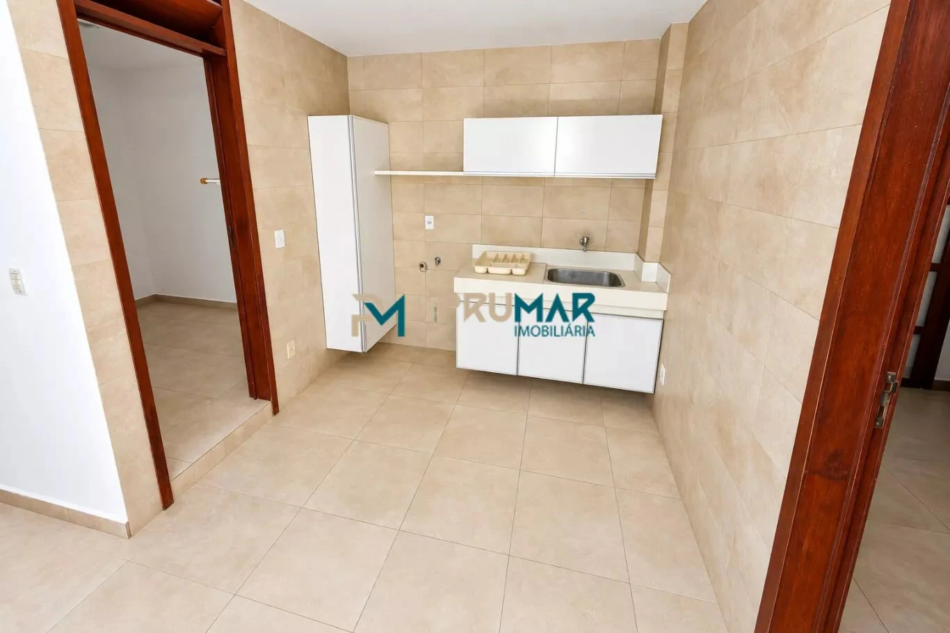 4 quartos e vista para a água: casa de 370 m² — photo 20