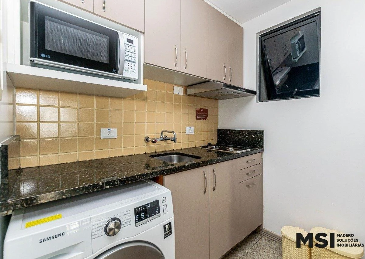Apartamento mobiliado de 1 quarto com vista para a cidade — photo 4
