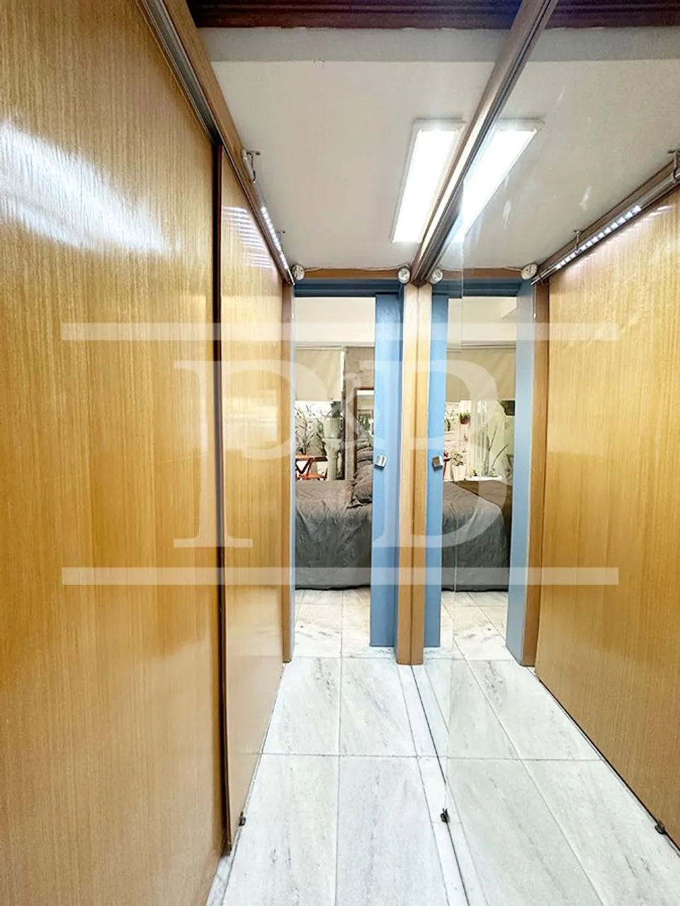 2-bedroom apartment with open-plan kitchen — photo 15