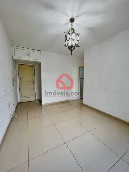 Furnished apartment, 50 m², with a glass-enclosed balcony — photo 12
