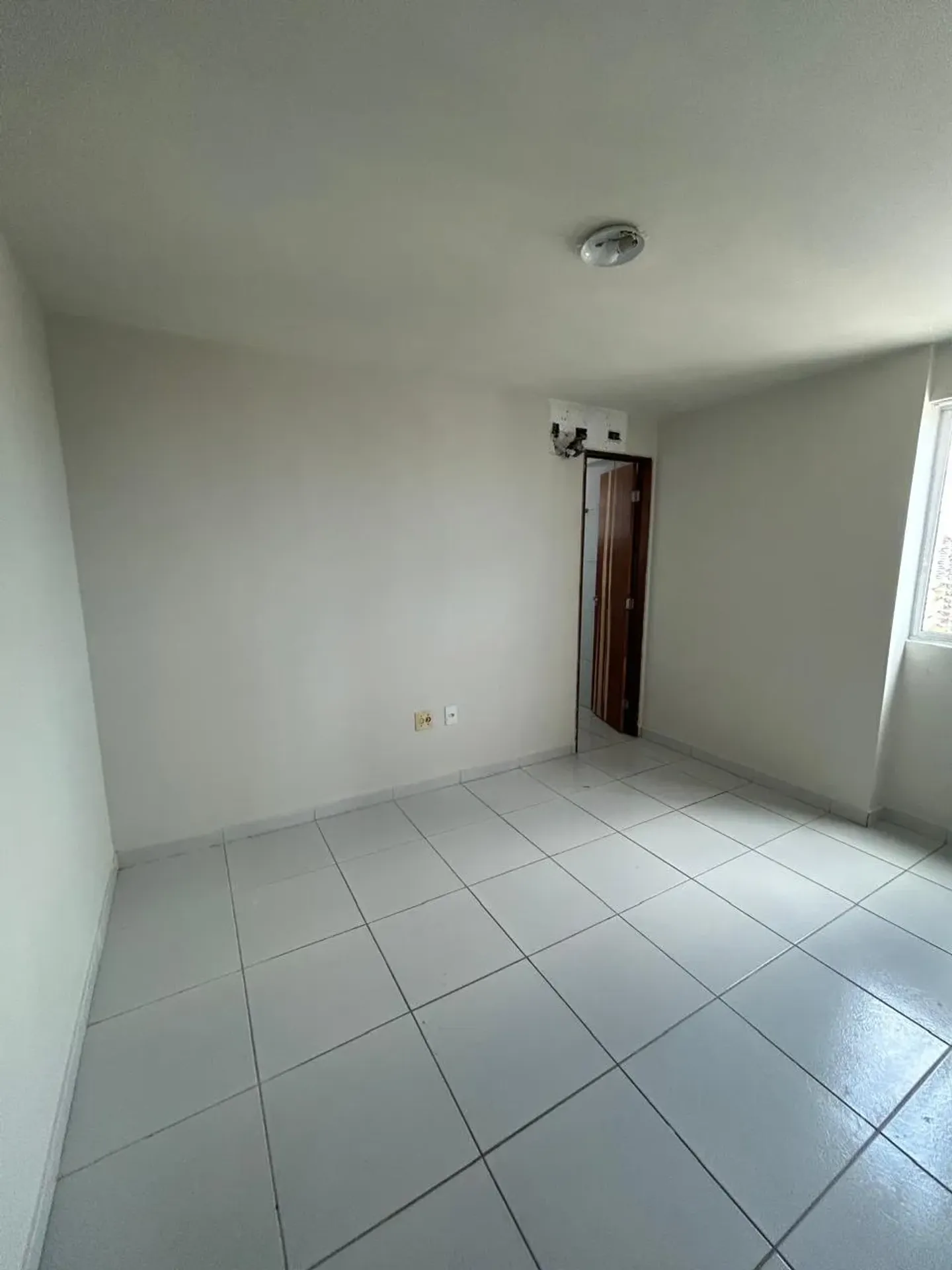 Вид на воду и 3 спальни: квартира 109 м² — photo 15