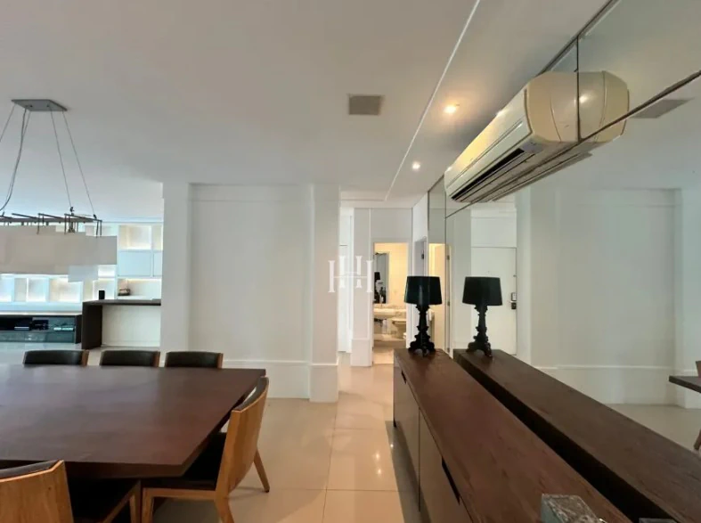 Apartamento mobiliado com 4 quartos e 291 m² — photo 5
