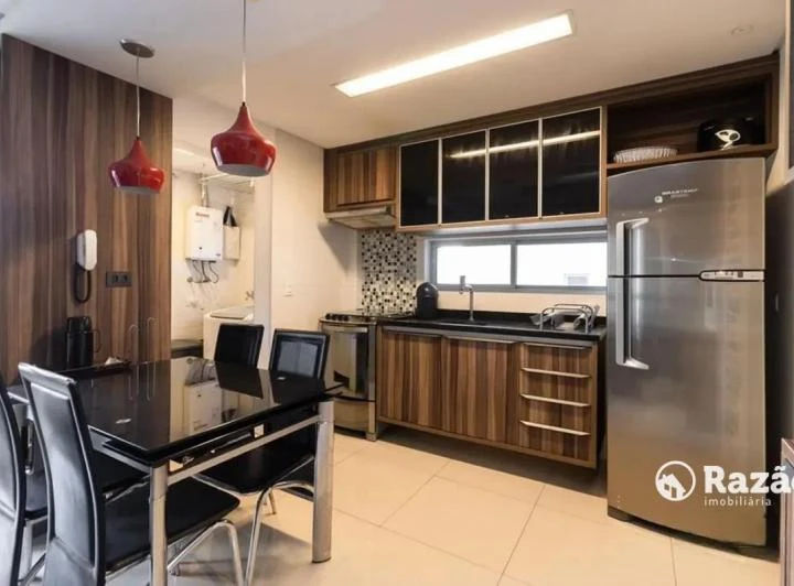 99 m² apartment with 2 bedrooms, suite and balcony — photo 3
