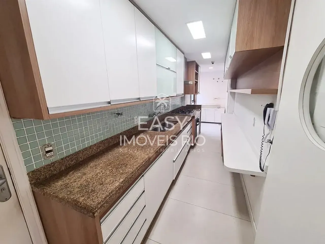 4-bedroom apartment with a separate gas kitchen — photo 12
