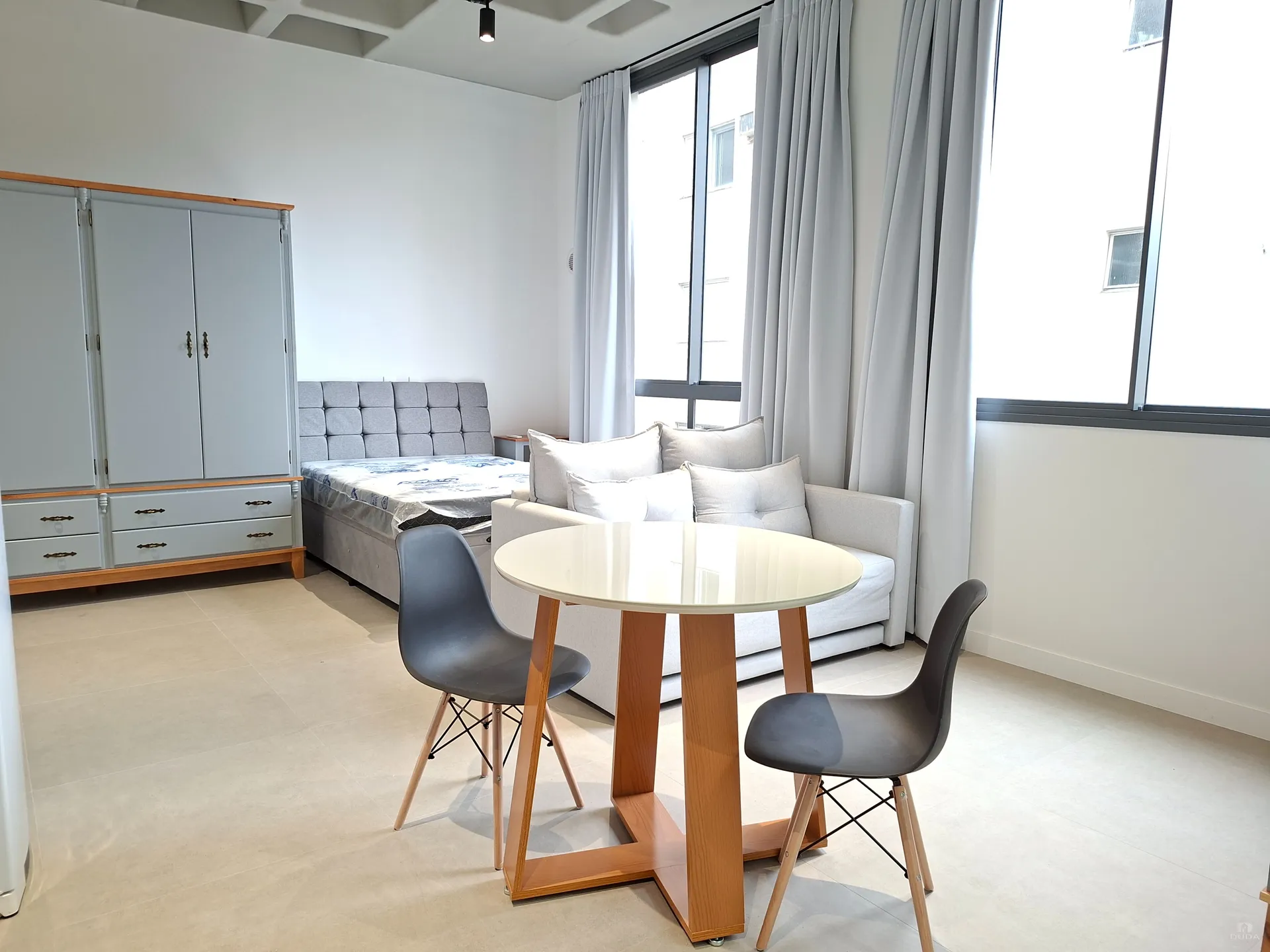 Studio mobiliado 60 m² com 1 vaga e cozinha integrada — photo 11
