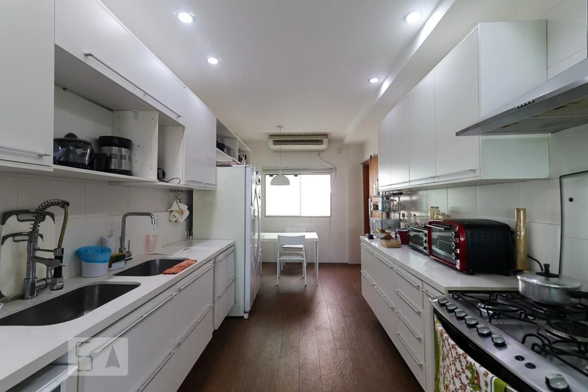 Apartamento mobiliado com 5 quartos e cozinha a gás — photo 22
