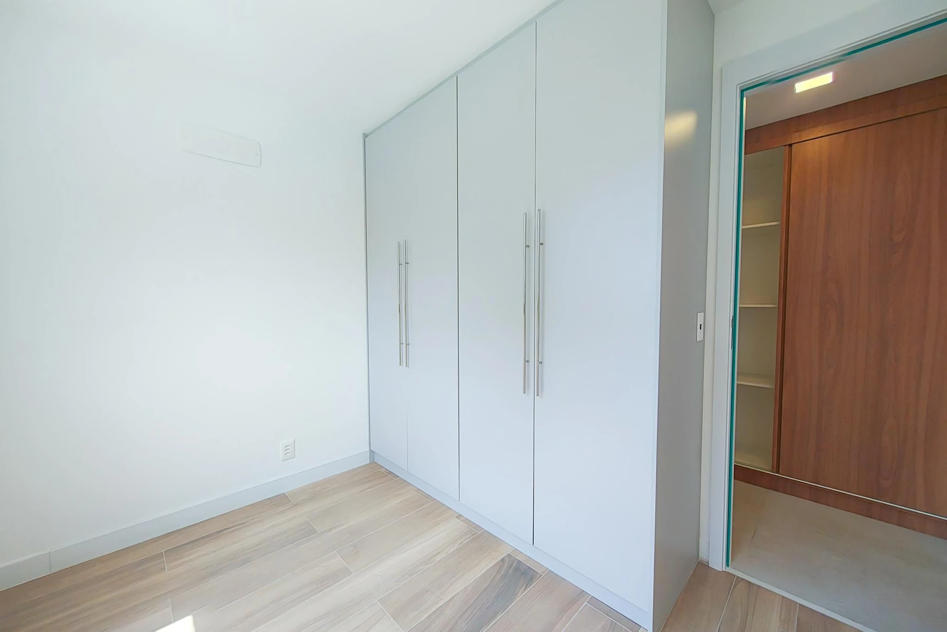 Apartment, 143 m², with a grill on the balcony — photo 19