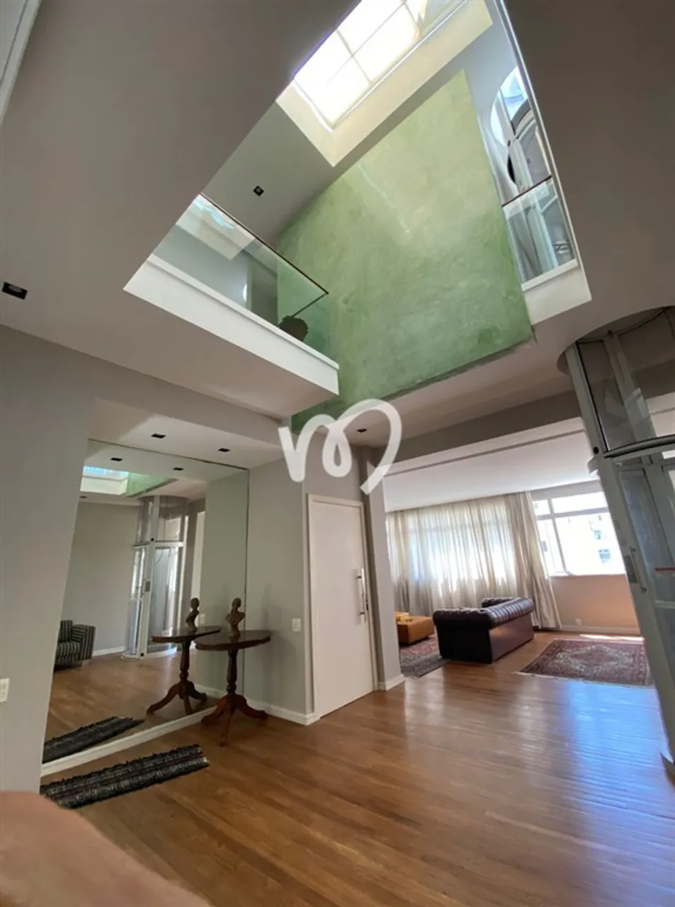 Furnished 314 m² apartment with 5 bedrooms — photo 20