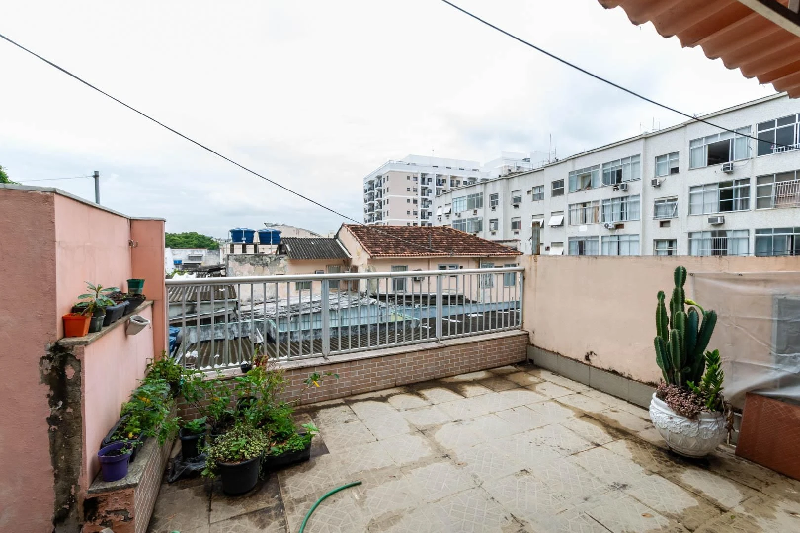 Casa mobiliada com 3 quartos e jardim privativo — photo 49