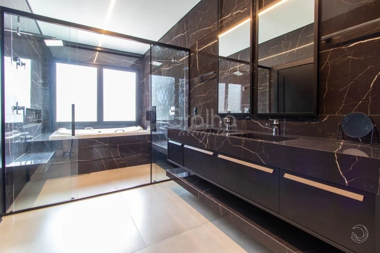 Меблированный дом: 5 спален и 7 ванных — photo 30