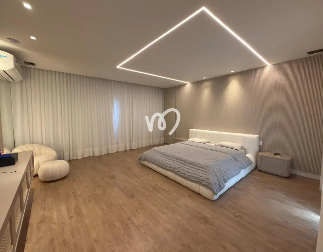 Furnished house with 5 bedrooms and an open kitchen — photo 28
