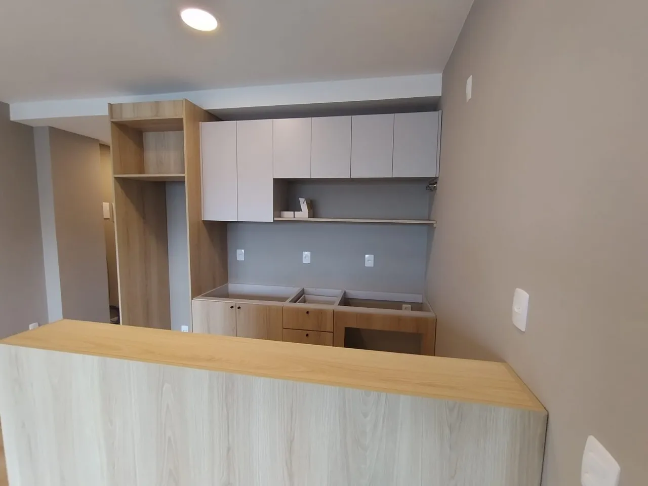 Studio mobiliado de 58 m² com 1 suíte e 2 banheiros — photo 2