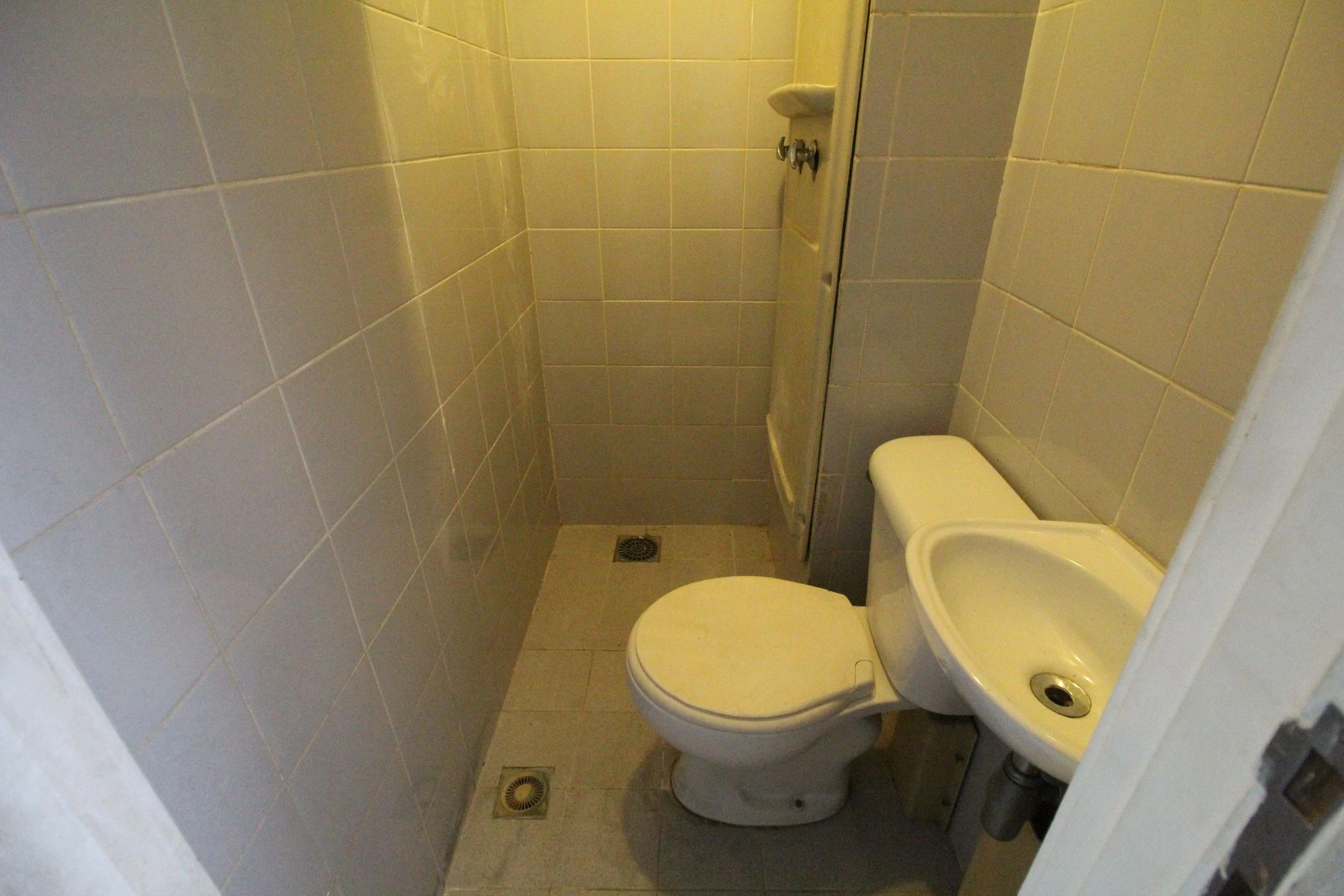 3-bedroom apartment in a building with a sauna — photo 43