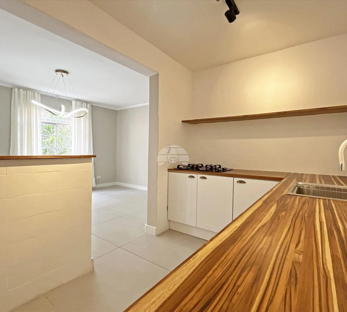 2-bedroom, 40 m² apartment in Curitiba — photo 9