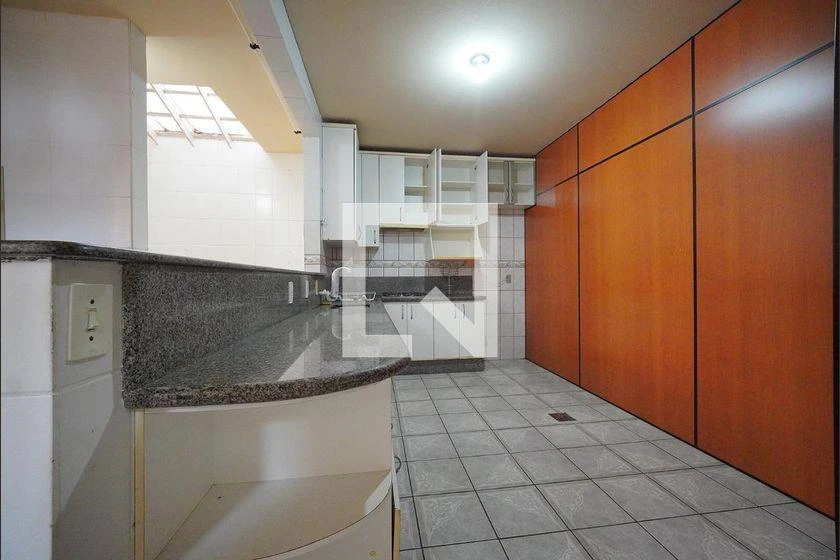 2-bedroom house with a washing machine in Florianópolis — photo 16