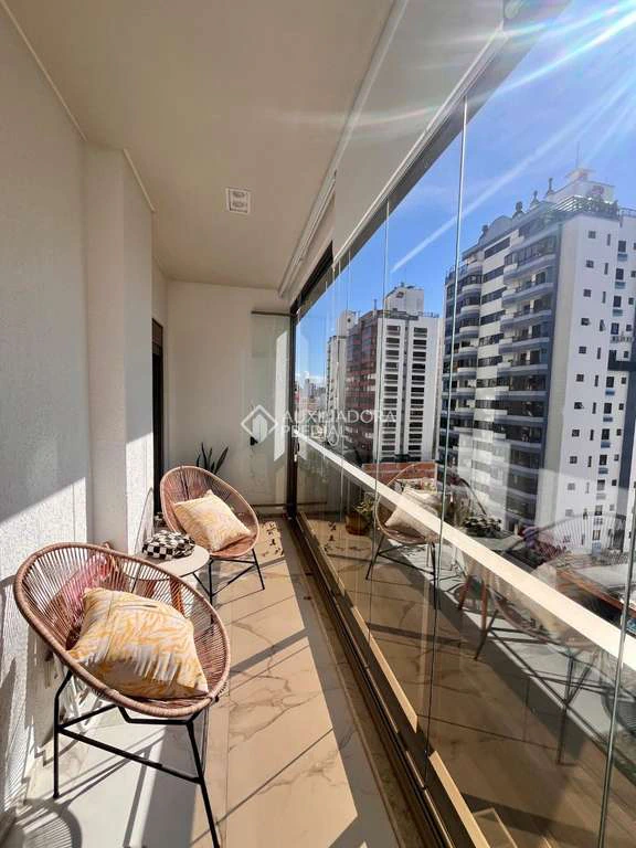 Apartamento de 1 dormitorio con balcón acristalado — photo 3