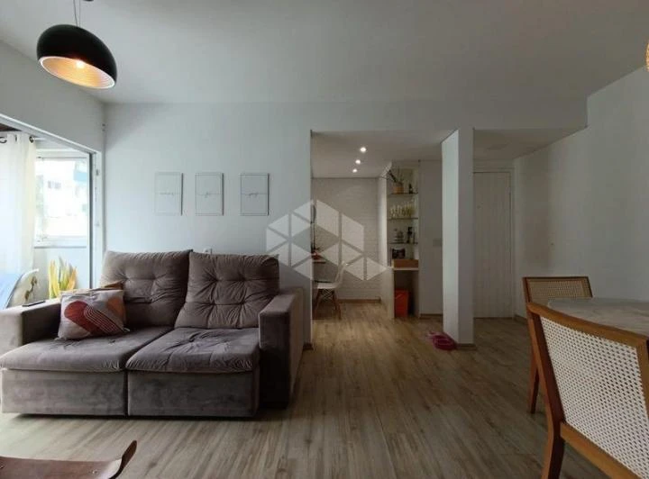 85 m² apartment with 3 bedrooms and a suite — photo 3
