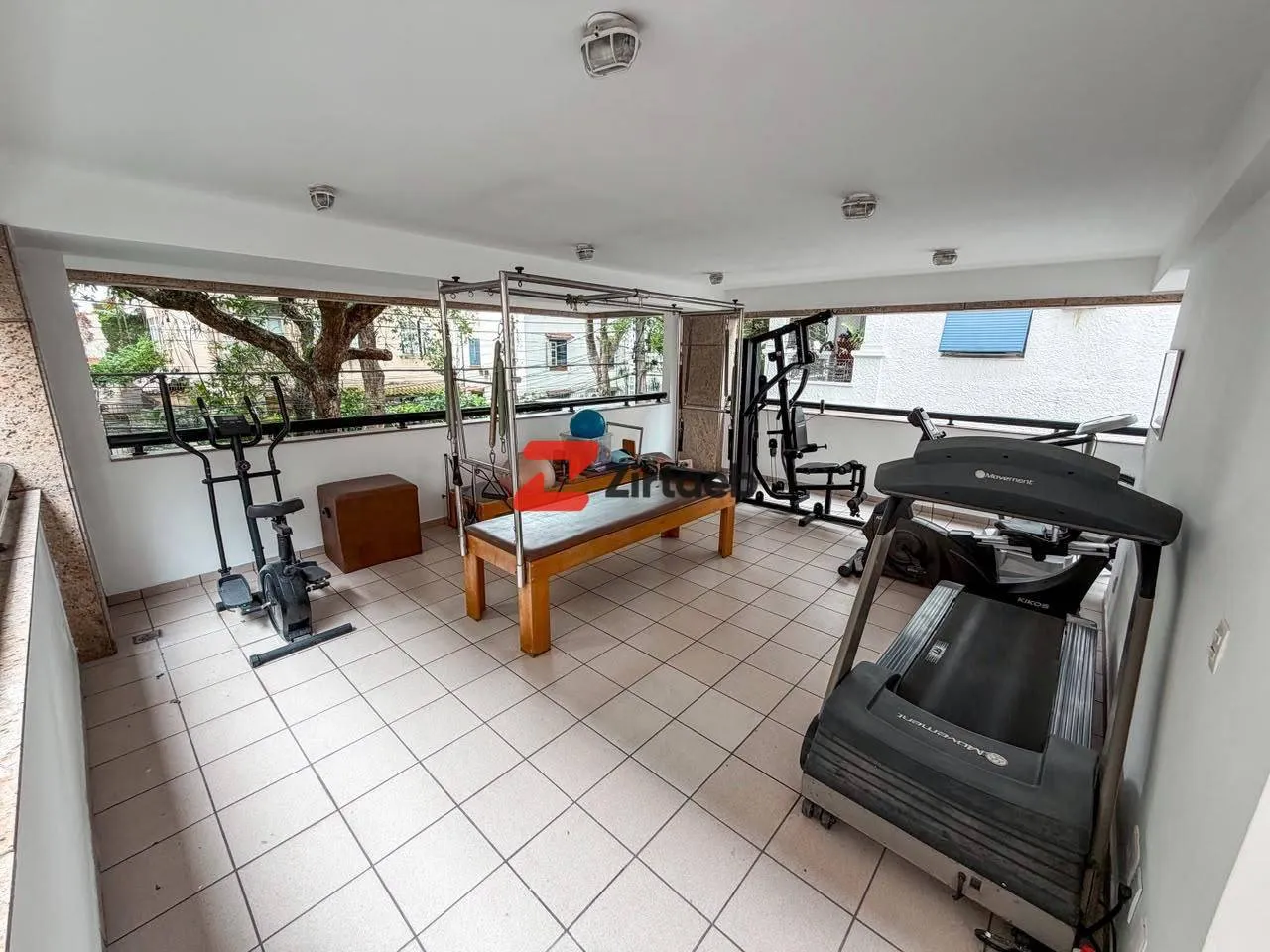 4-bedroom apartment with a walk-in closet in Rio de Janeiro — photo 22