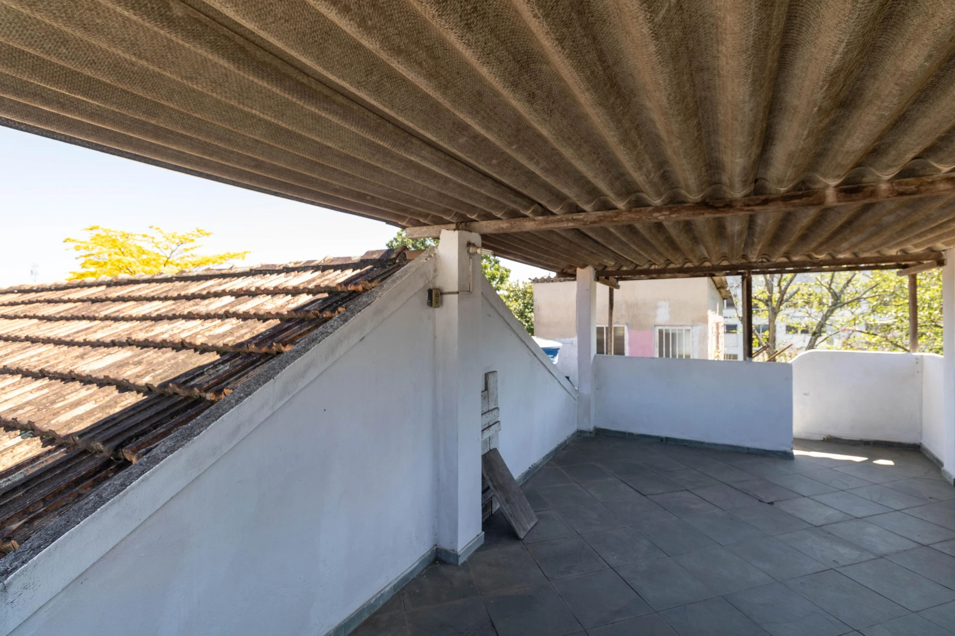 Unfurnished house with 3 bedrooms and a private garden — photo 3
