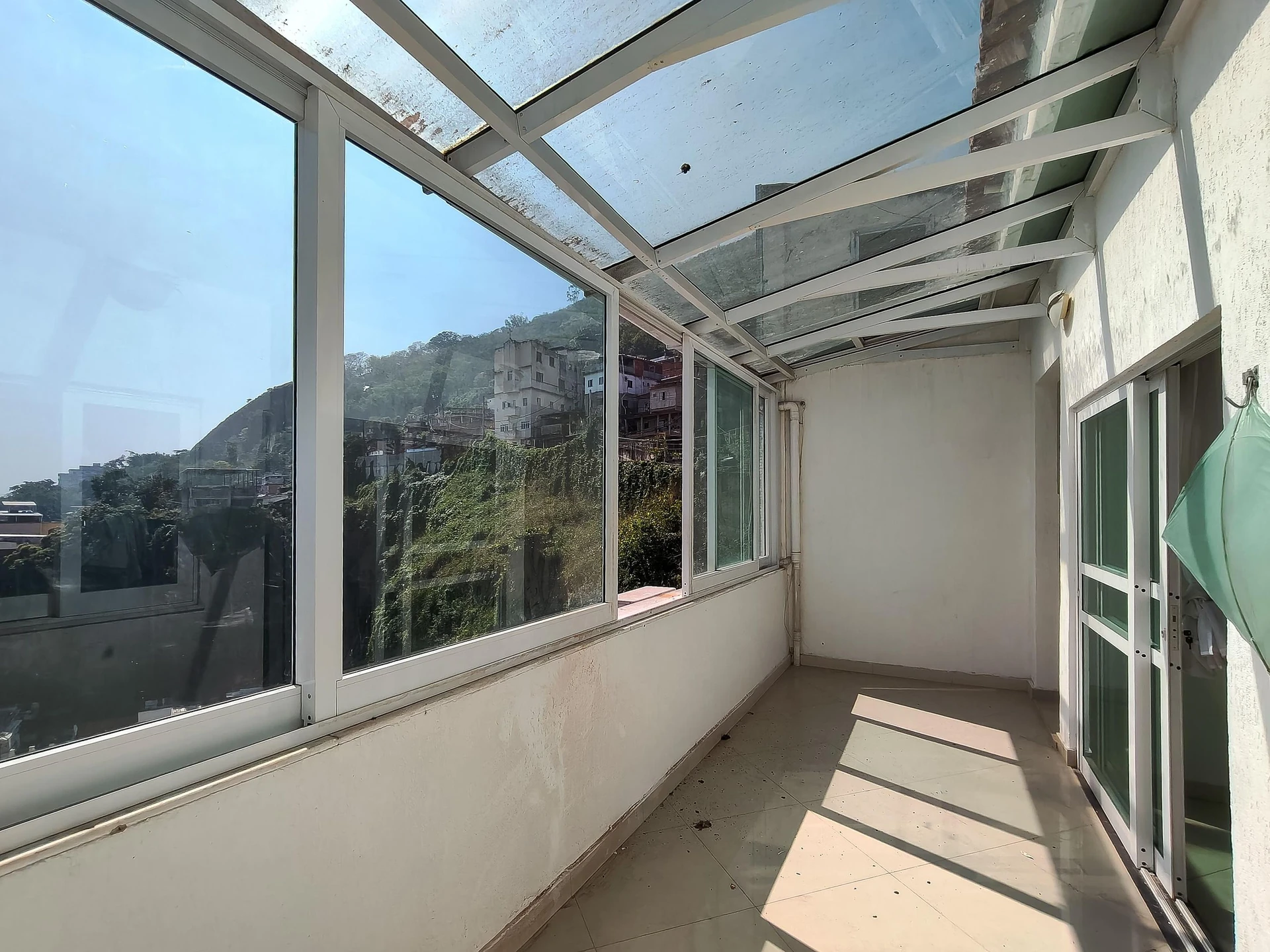 Apartamento de 2 quartos com vista para as montanhas, Tijuca — photo 22