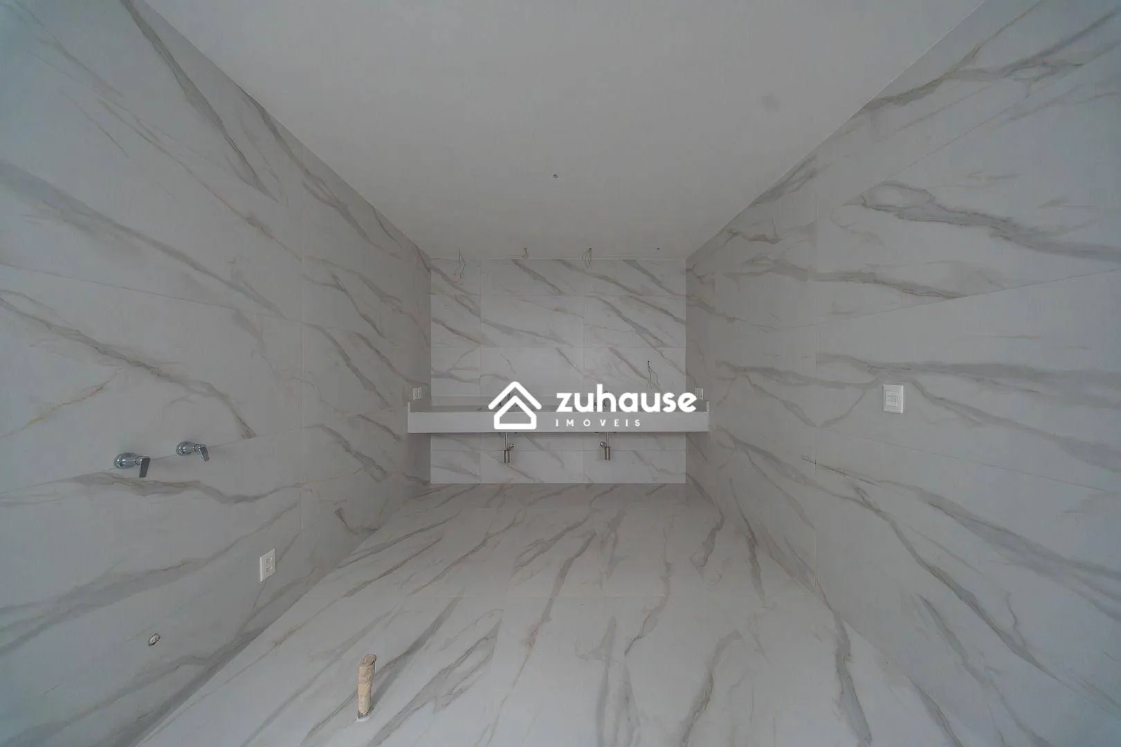 Casa tríplex com 5 quartos e 5 banheiros — photo 27