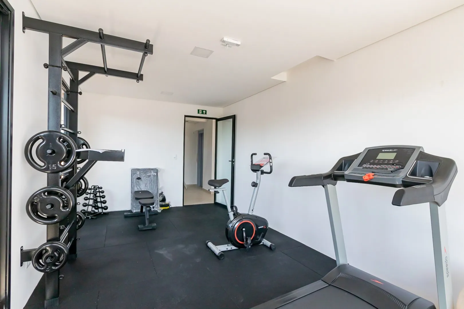 1 quarto e varanda envidraçada: apartamento de 35 m² — photo 22