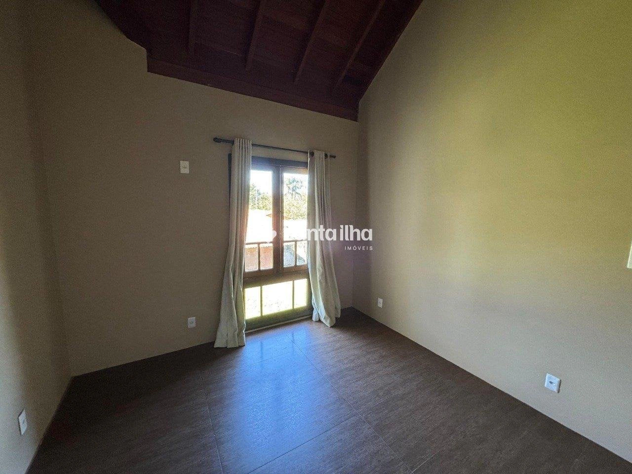 220 m² house with a garden and a home office — photo 17
