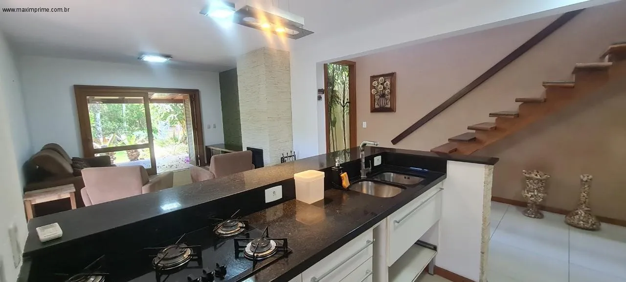 Casa con espacio de home office en Florianópolis — photo 70