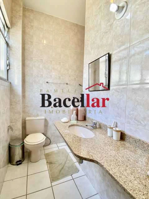 Furnished house with 4 bedrooms and a balcony — photo 14