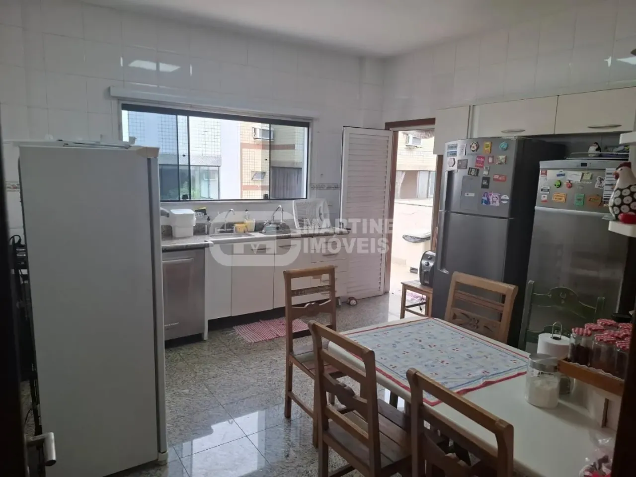 Furnished 3-bedroom apartment with a terrace — photo 2