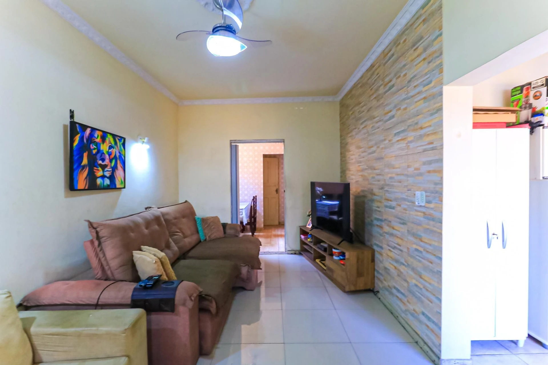 House, 200 m², with a washing machine — photo 25