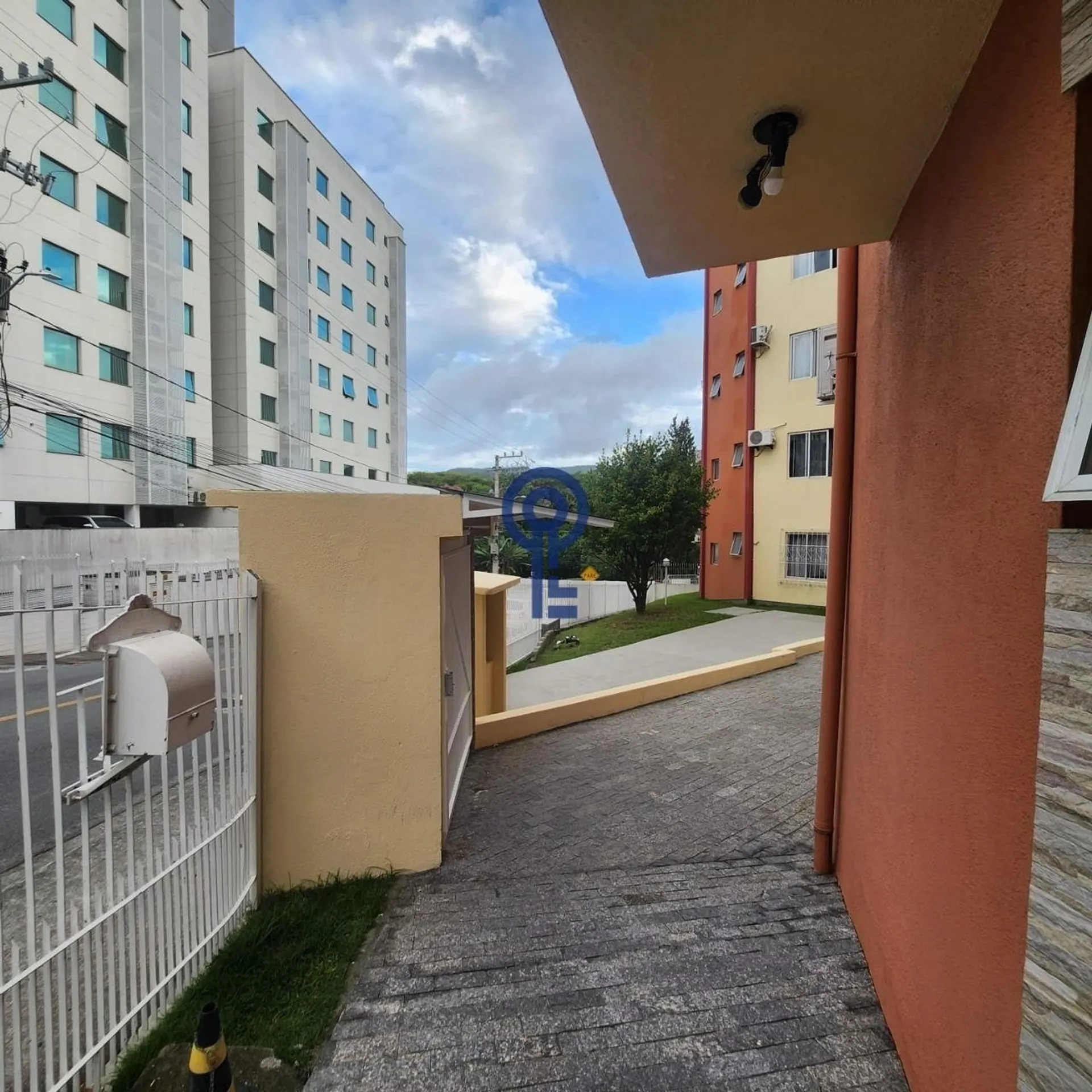35 m² studio kitnet with 1 bedroom and private garden — photo 2