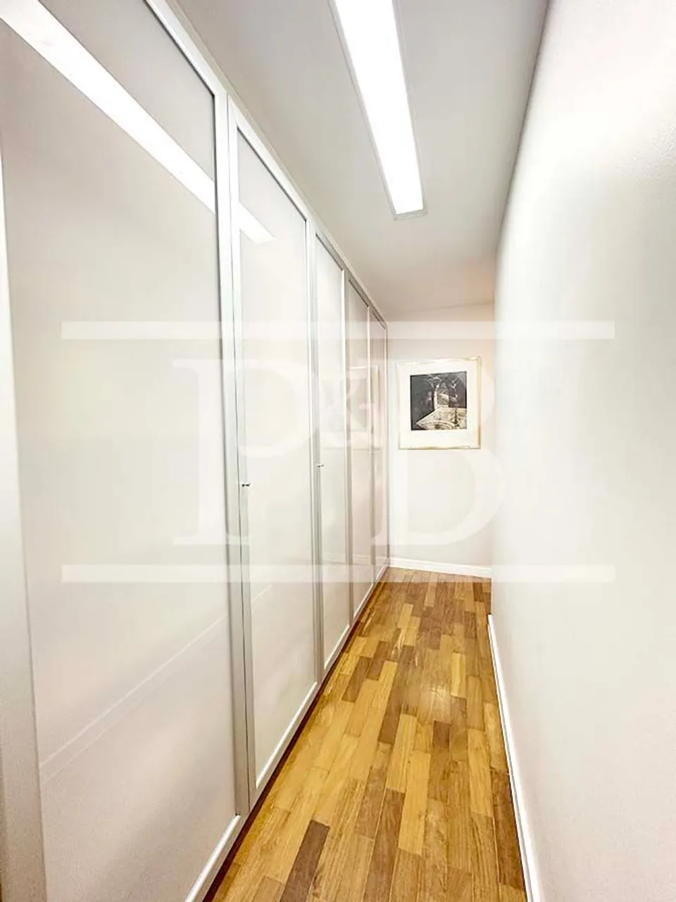 4-bedroom apartment with 200 m² and 2 parking spots — photo 7