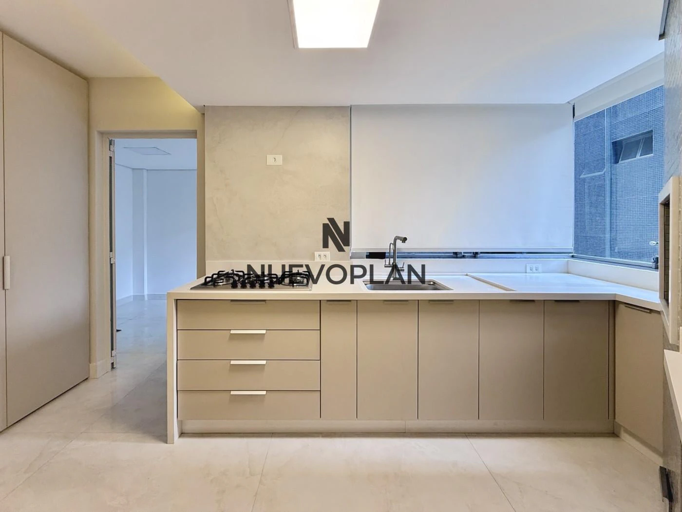 Apartment, 104 m², with a walk-in closet — photo 9