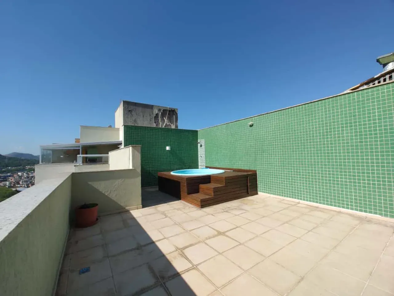 Apartment with 3 bedrooms and a gas kitchen — photo 36