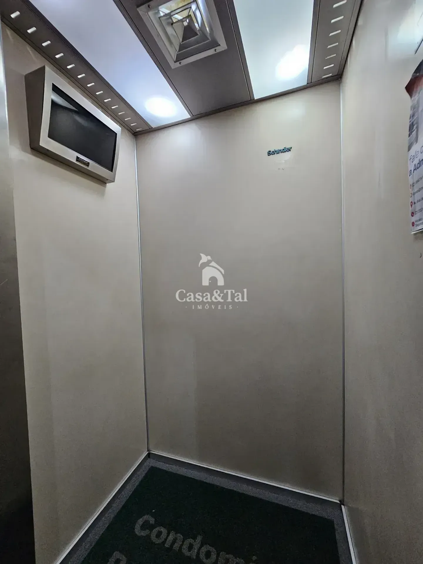 Unfurnished apartment with air conditioning and 3 bedrooms — photo 8