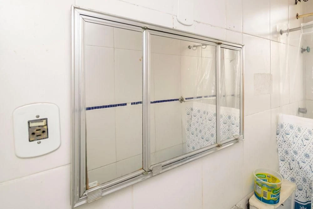 Unfurnished 1-bedroom apartment with 1 bathroom — photo 23