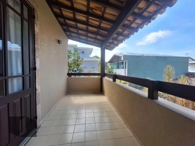 Condominium house with 4 bedrooms and 3 bathrooms — photo 39