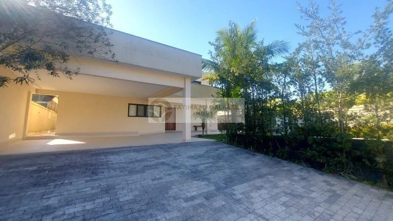 Casa com 6 quartos e 5 suítes, 1036 m² — photo 5